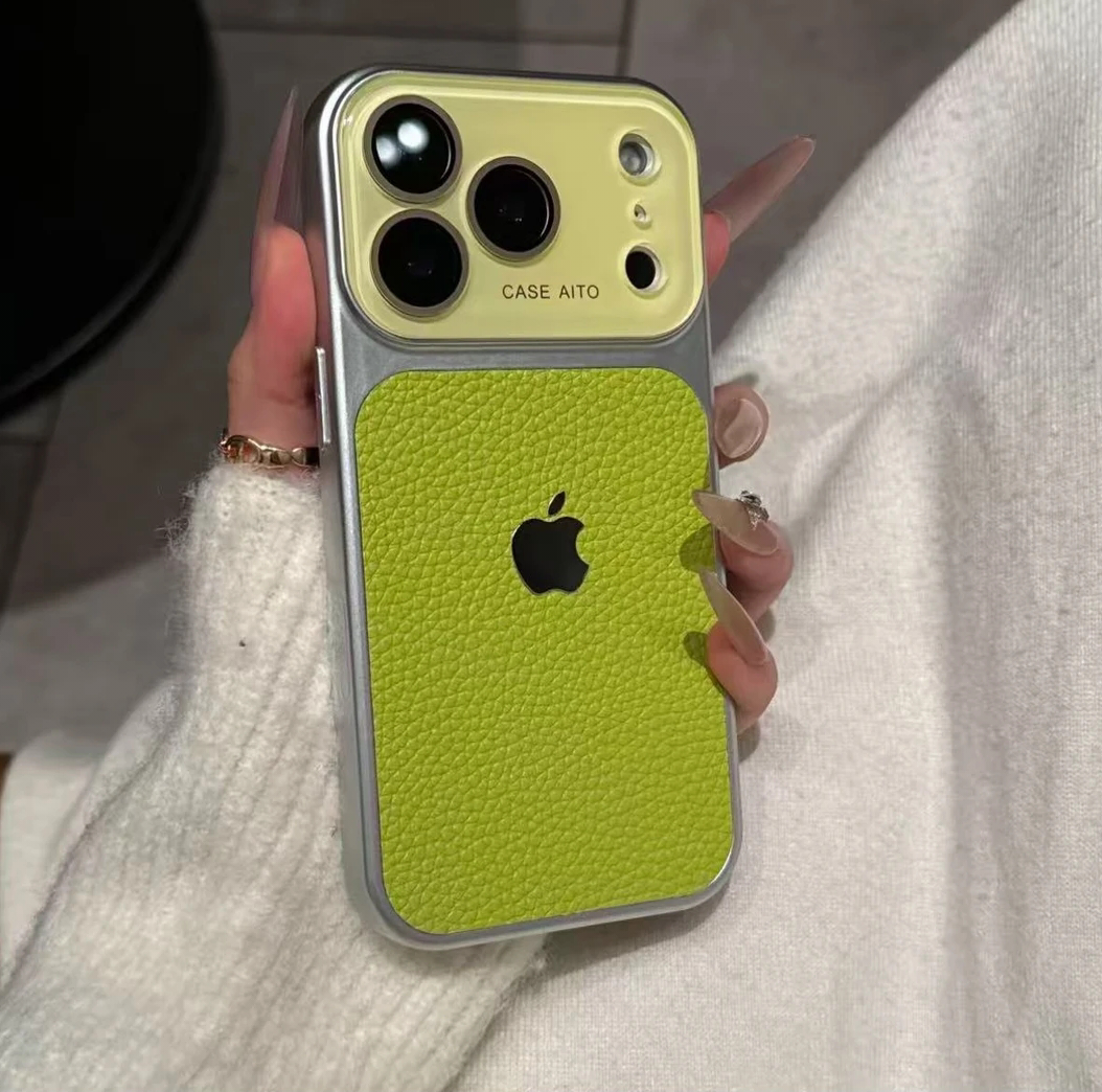 Anti-yellowing case that makes your phone look brand new —